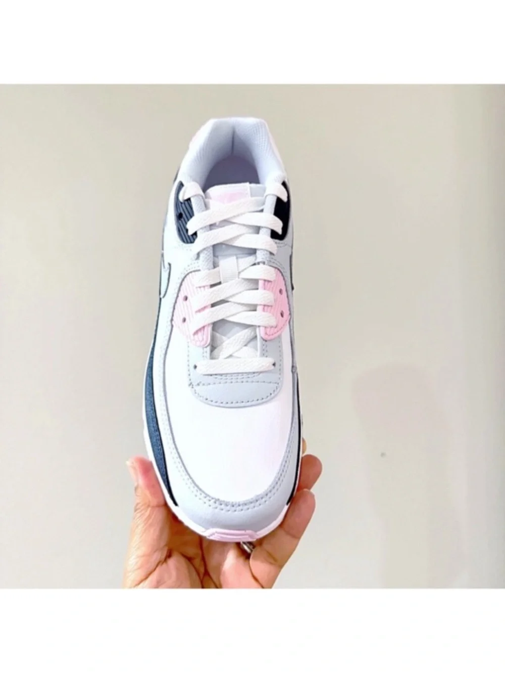 Nike Air Max 90 LTR Sneakers Size 7Y/ 8.5 Women